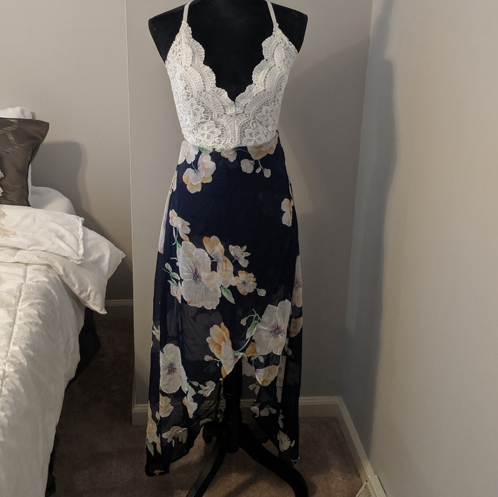 Backless summer dress